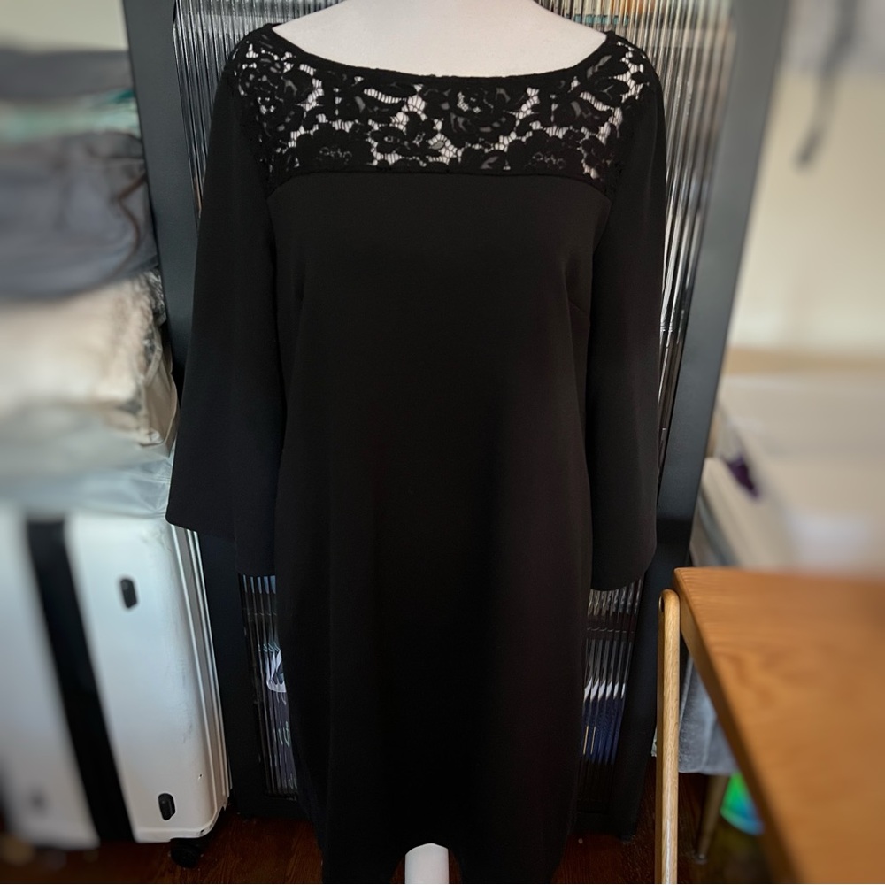 GAP M Black Long Sleeve Boatneck Ponte Dress with Lace Detail